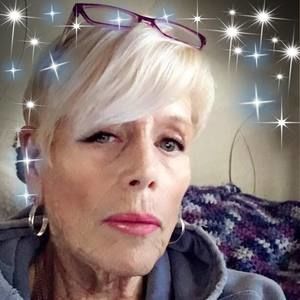 Meet your Posher, Deb